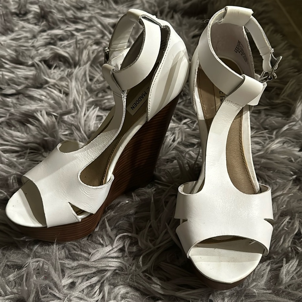 White leather Aldo Wedge Brunni Heels